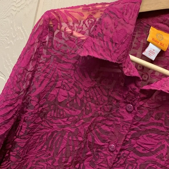 Ruby Rd Top - Picture 4 of 11